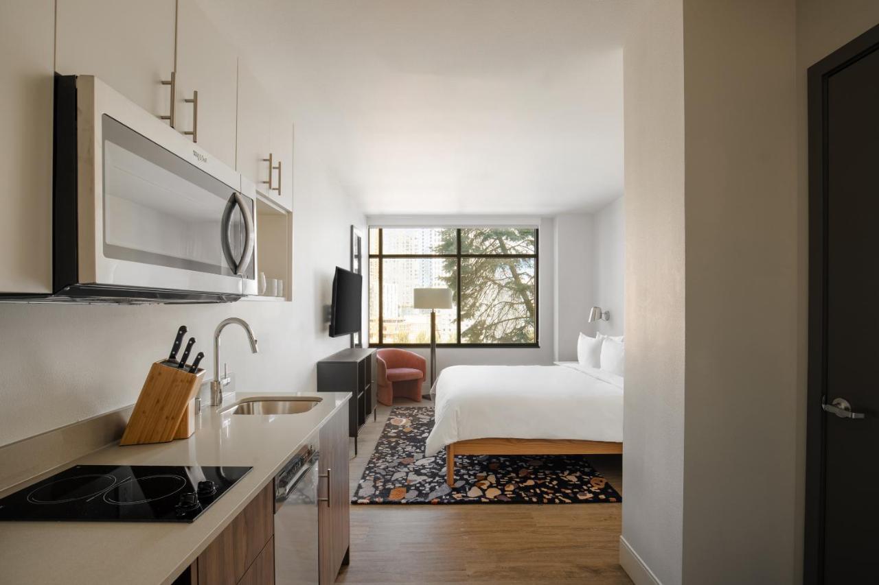 Sonder By Marriott Bonvoy Pivot Apartments Capitol Hill Seattle Room photo